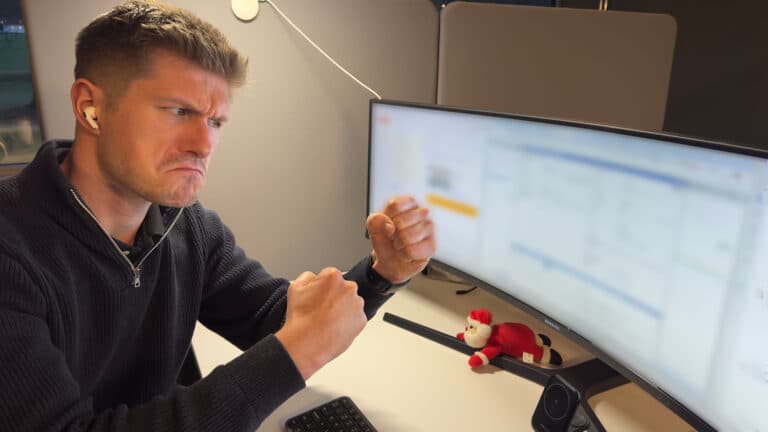 Mikkel er veldig sint på Facebook-spam